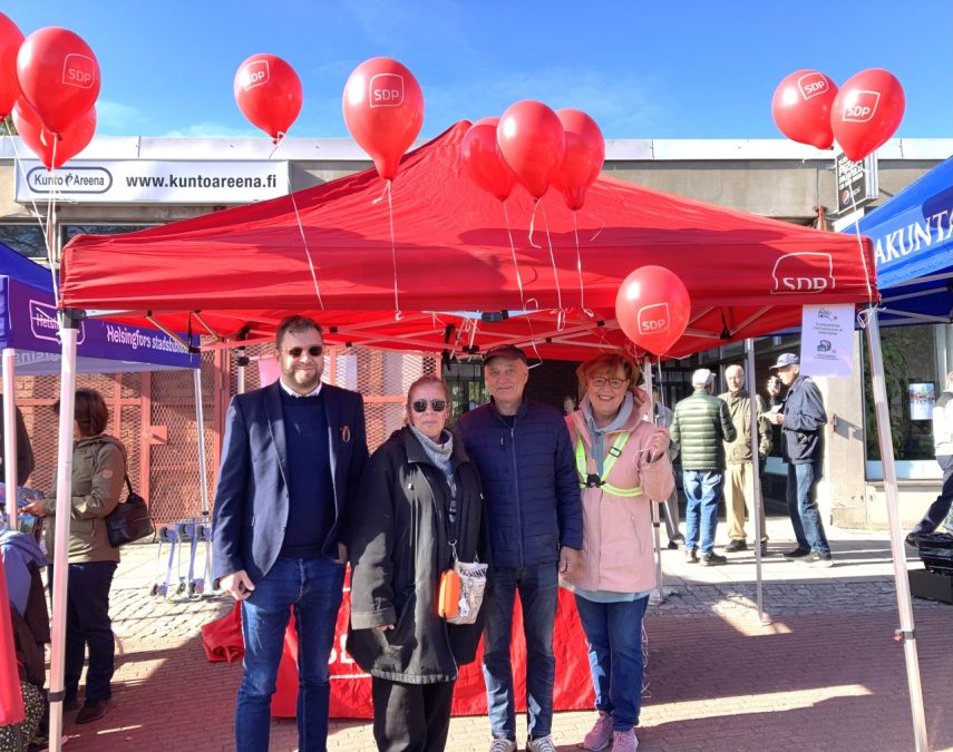 Kuva - Timo, Arzu, Seppo, Sinikka